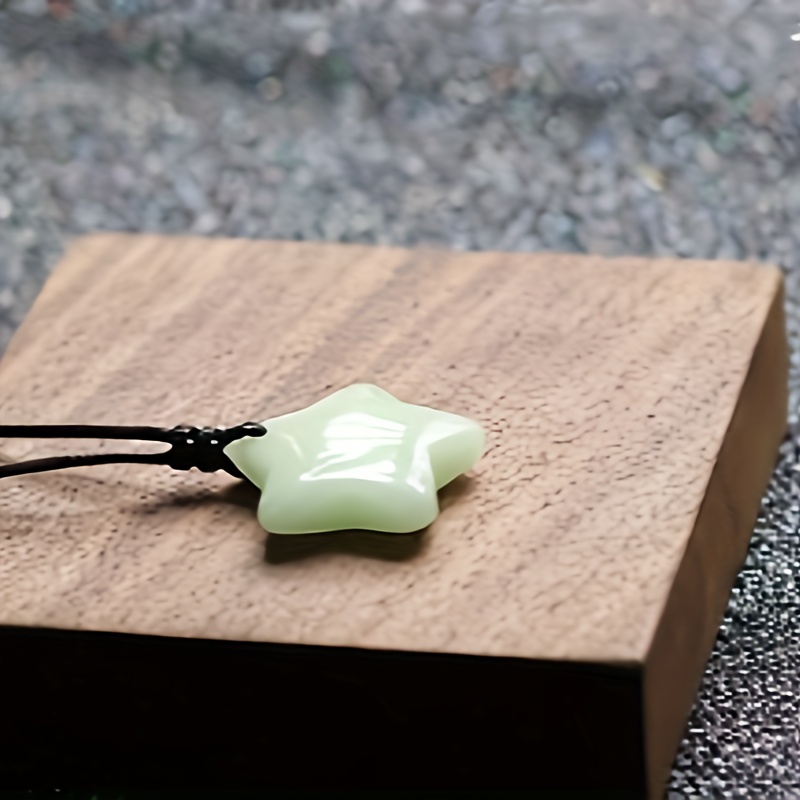 Glow-in-the-Dark Star Pendant  – обзор и цена Outdoor Adventure Festival