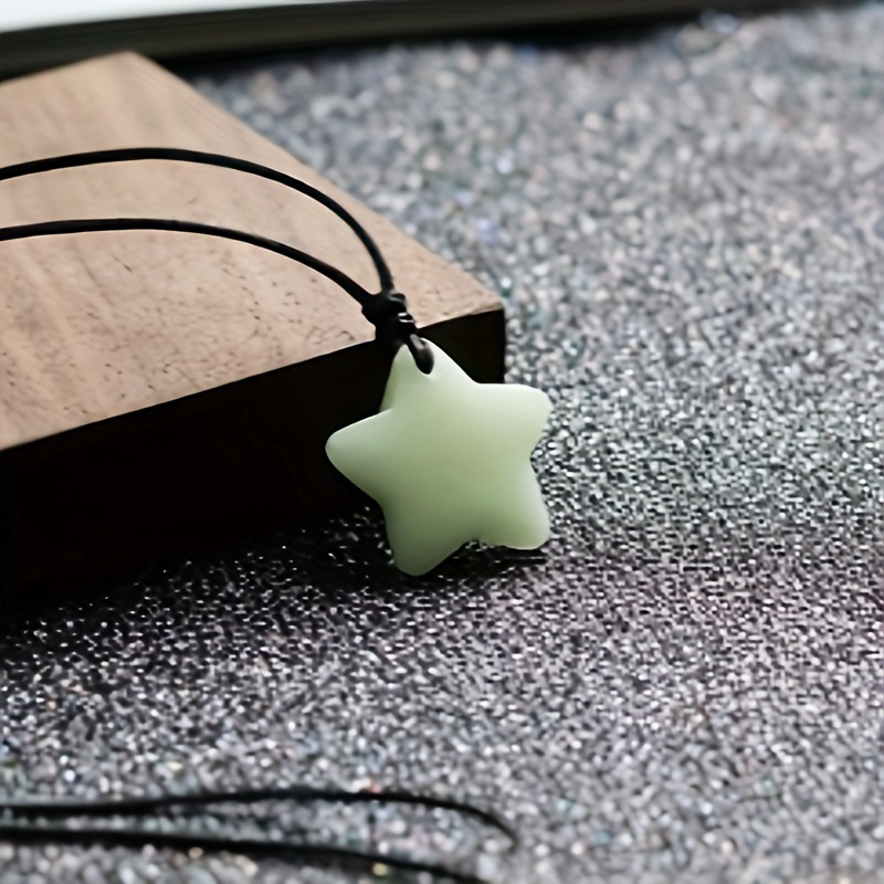 Glow-in-the-Dark Star Pendant  – обзор и цена Outdoor Adventure Festival